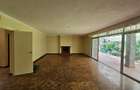 4 Bed House with En Suite in Spring Valley - 10