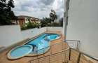 3 Bed Apartment with En Suite in Riverside - 12