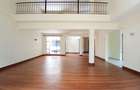 5 Bed Townhouse with En Suite at Lavington Green - 4