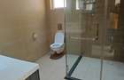 Serviced 2 Bed Apartment with En Suite at Links Road - 4