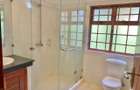5 Bed Townhouse with En Suite in Runda - 9