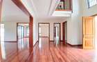 6 Bed Villa with En Suite at Kyuna Road - 10
