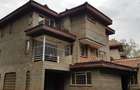 5 Bed Townhouse with En Suite at James Gichuru - 3