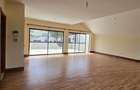 5 Bed Townhouse with En Suite at Grovelia Grove - 17
