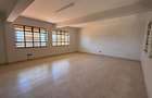 6,000 ft² Warehouse in Industrial Area - 5