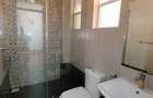 3 Bed Apartment with En Suite in Riverside - 17