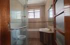 5 Bed Townhouse with En Suite in Lavington - 6