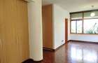 3 Bed Apartment with En Suite in Riverside - 6