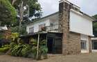 5 Bed House with En Suite at Lavington Road - 2