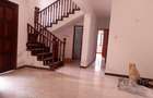 6 Bed Villa with En Suite in Nyari - 4
