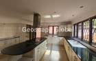 5 Bed House with En Suite in Gigiri - 12