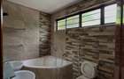 5 Bed Townhouse with En Suite at Convent Drive - 7