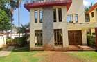 4 Bed Townhouse with En Suite at Lavington - 3