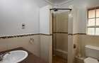5 Bed Townhouse with En Suite in Rosslyn - 7