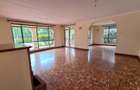 5 Bed House with En Suite at Mountain View Estate - 6