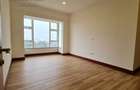 3 Bed Apartment with En Suite at Parklands - 7