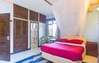 10 Bed House with En Suite in Shanzu - 7