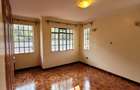 4 Bed Townhouse with En Suite in Lavington - 6