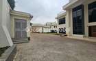 5 Bed House with En Suite in Kyuna - 3