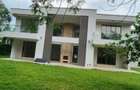 5 Bed Townhouse with En Suite in Karen - 11