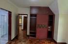5 Bed Townhouse with En Suite at Othaya Road - 13