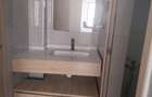3 Bed Apartment with En Suite in Riverside - 11