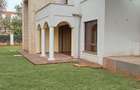 4 Bed Townhouse with En Suite in Lavington - 1
