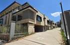 5 Bed Townhouse with En Suite at Kyuna Grovelia Grove - 1