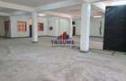 4,249 ft² Warehouse with Service Charge Included in Industrial Area - 3