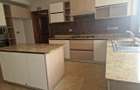 4 Bed Apartment with En Suite in Riverside - 2