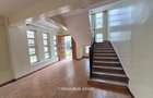 5 Bed Townhouse with Garden in Thome - 5