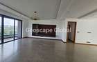 4 Bed Apartment with En Suite in Riverside - 1