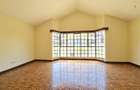 4 Bed Townhouse with En Suite at Spring Valley - 14