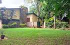 5 Bed House with En Suite in Lavington - 3