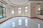 4 Bed House with En Suite in Nyari - 3