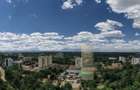 3 Bed Apartment with En Suite at 2026-401 - 6