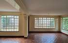 4 Bed Townhouse with En Suite in Runda - 6