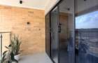 4 Bed House with En Suite in Kamakis - 12