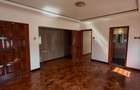 5 Bed House with En Suite in Runda - 9