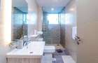 1 Bed Apartment with En Suite at Westlands Road - 7