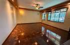 5 Bed House with En Suite in Nyari - 10