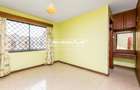 3 Bed Apartment with En Suite in Kilimani - 6