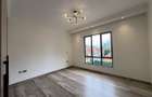 2 Bed Apartment with En Suite in Brookside - 8