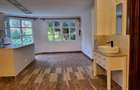 5 Bed Villa with Swimming Pool in Runda - 4