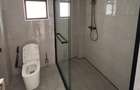 3 Bed Apartment with En Suite at Riverside Drive - 15