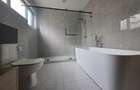 6 Bed Townhouse with En Suite in Lavington - 5