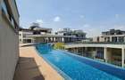 4 Bed Apartment with En Suite at Riverside Drive - 2