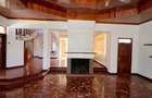 5 Bed Villa with En Suite in Runda - 3