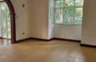 5 Bed Townhouse with En Suite at Rosslyn Lone Tree - 7