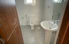 3 Bed Apartment with En Suite in Westlands Area - 9